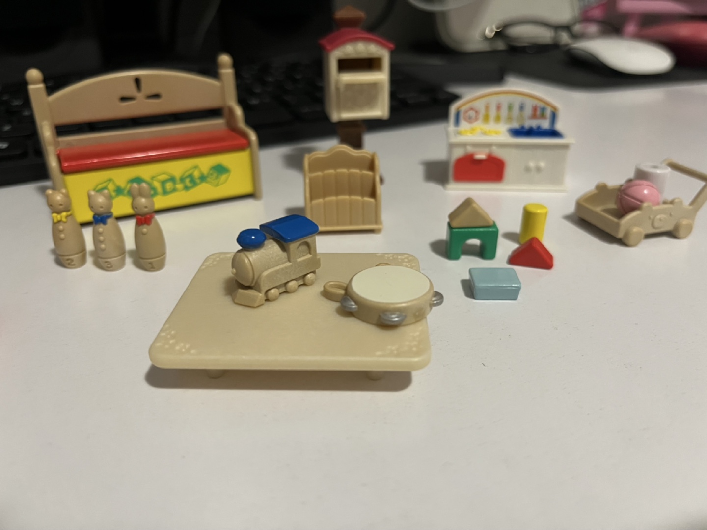 Calico Critters Playset Furniture and Accessories - photo 2