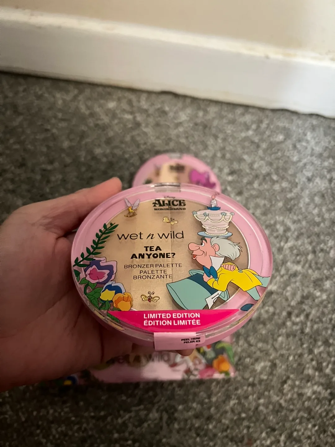 Wet n Wild Alice in Wonderland Limited Edition image indicator(2)