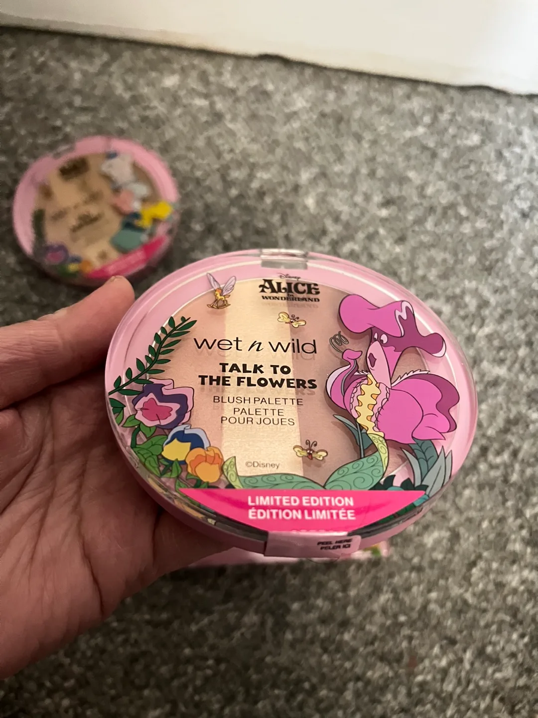 Wet n Wild Alice in Wonderland Limited Edition image indicator(3)