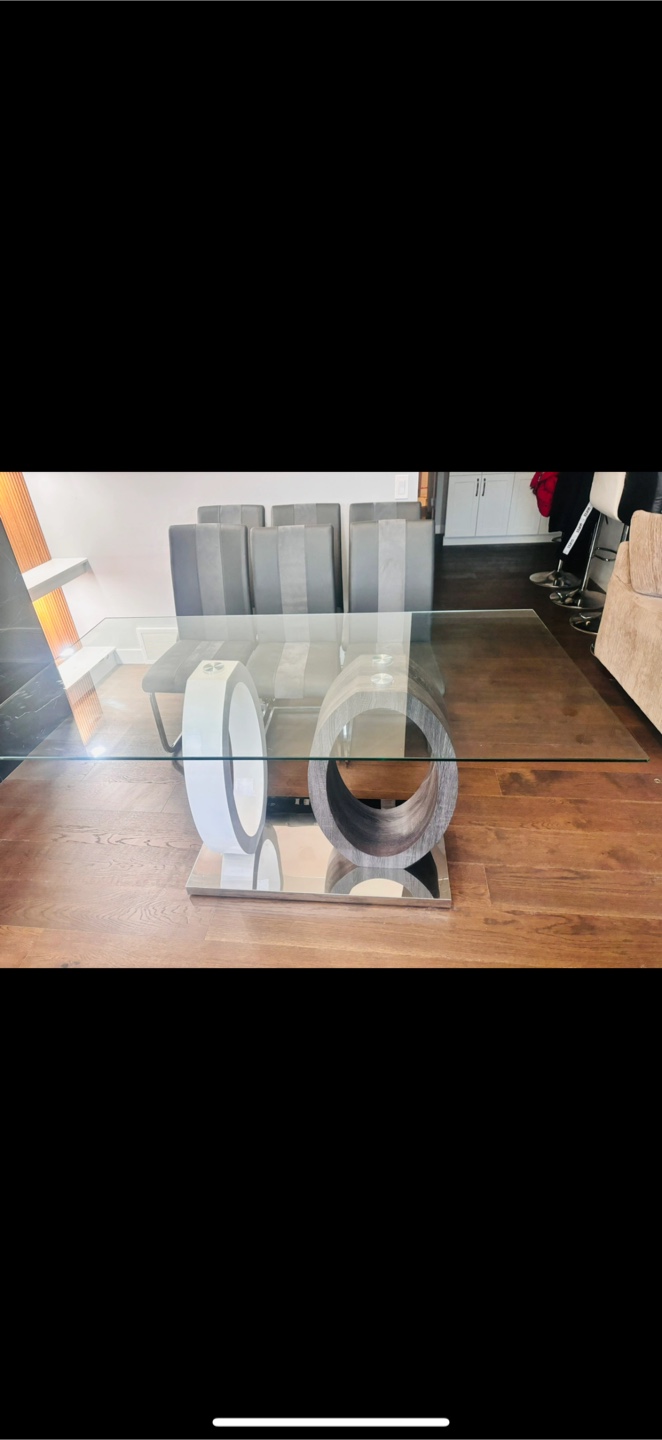 Table and chairs (see new for $1255) - photo 5