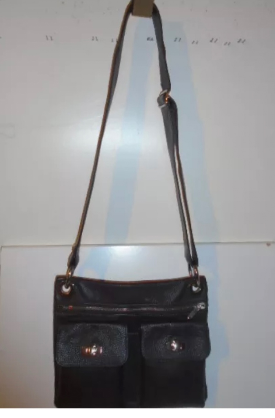 Danier Leather Village Bag - 6 Pocket Messenger - photo 4