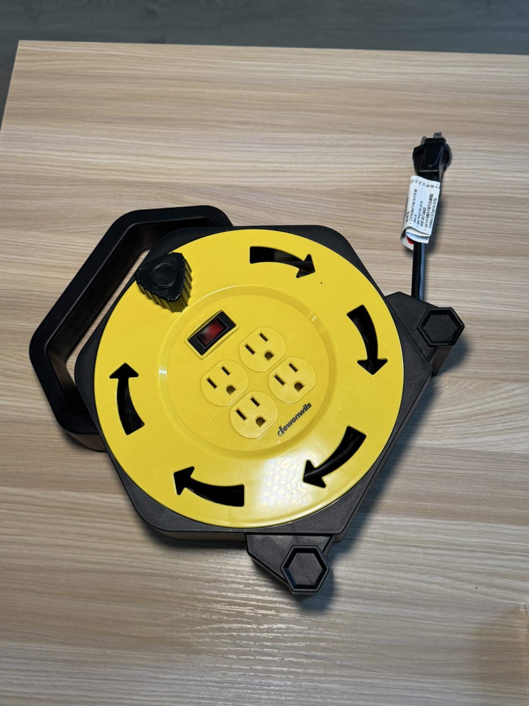 25ft Heavy-Duty Extension Cord Reel m