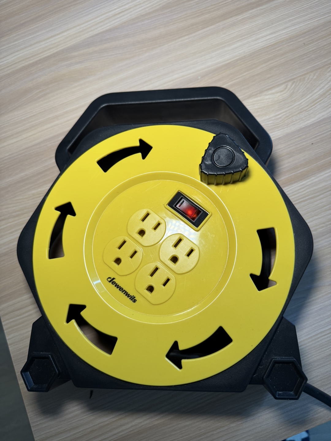 25ft Heavy-Duty Extension Cord Reel m - photo 4