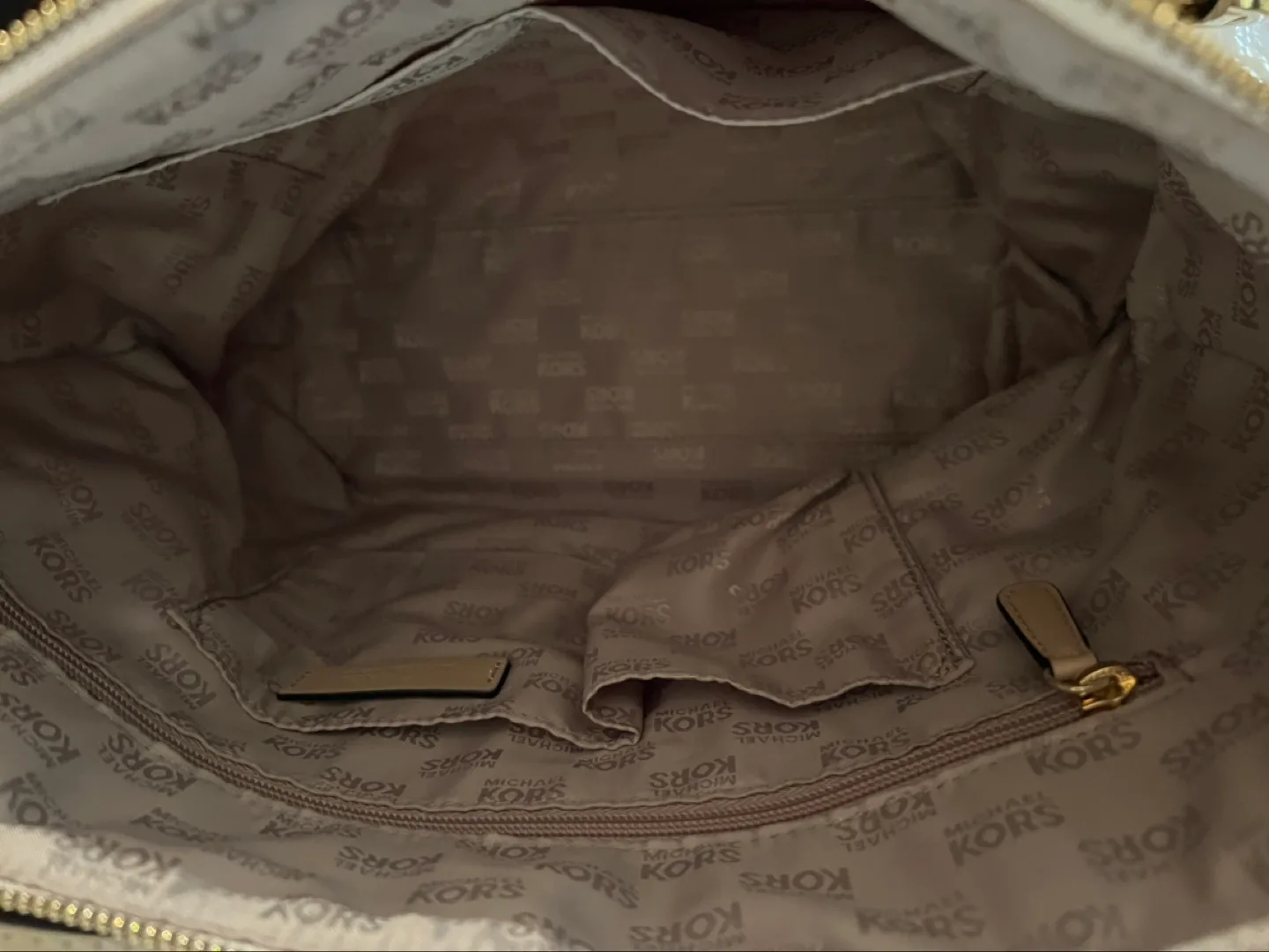 [100% New‼️]Michael Kors Signature Tote Bag image indicator(4)