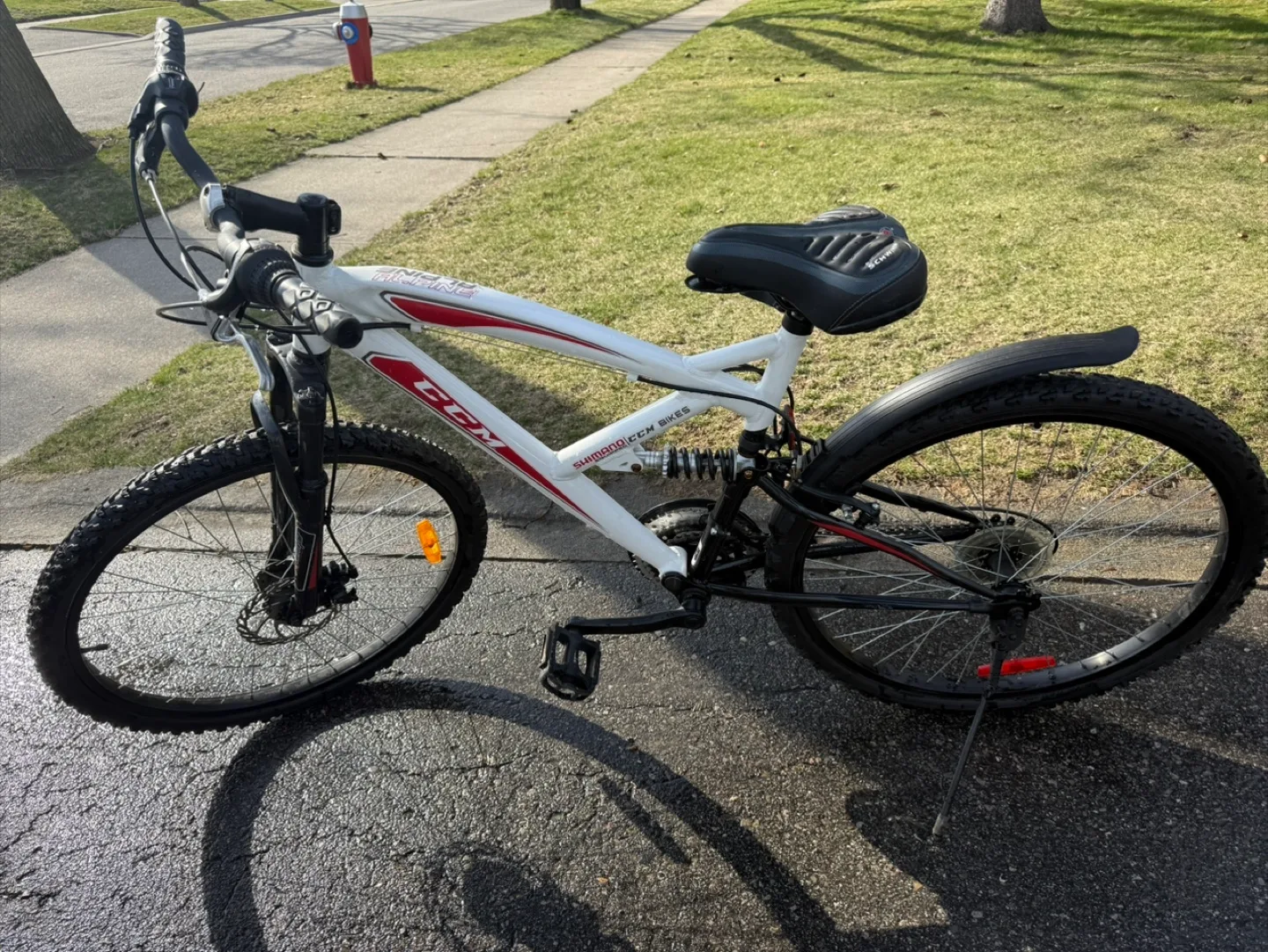 CCM Shadow Rock 26" Mountain Bike image indicator(3)