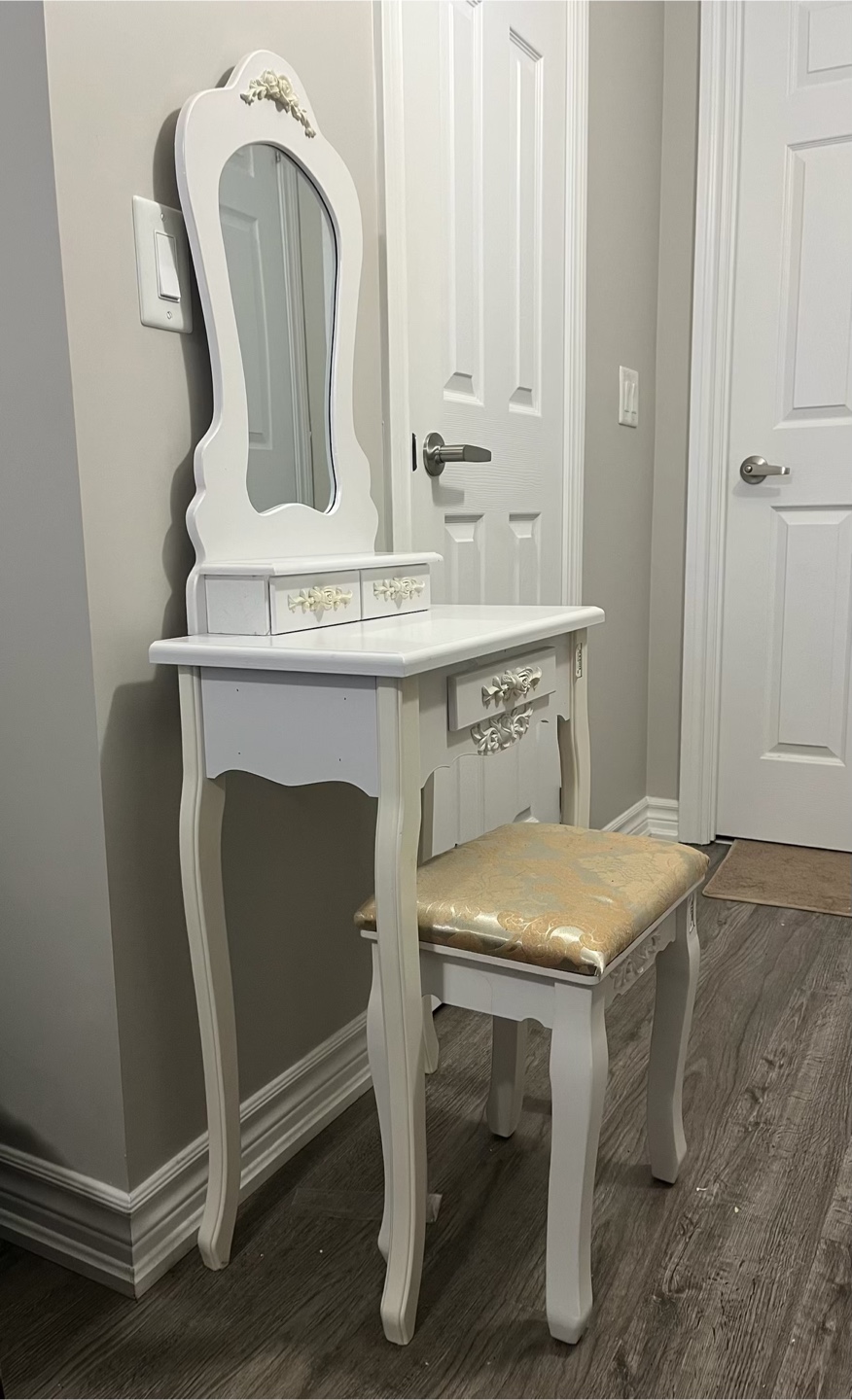 White Vanity Set with Stool and Mirror
