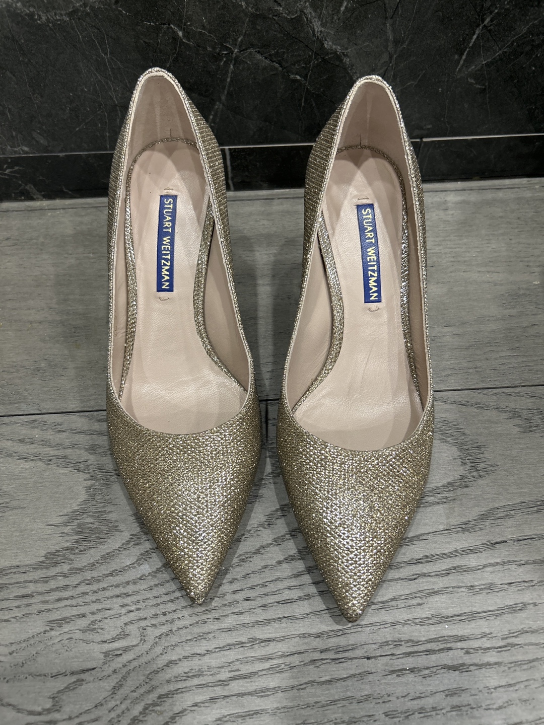 Stuart Weitzman Gold Glitter Heels, Size 6