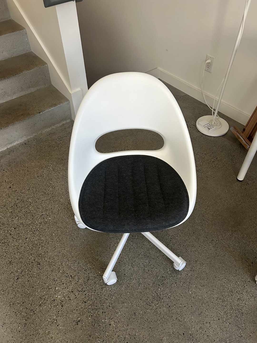 Ikea desk chair