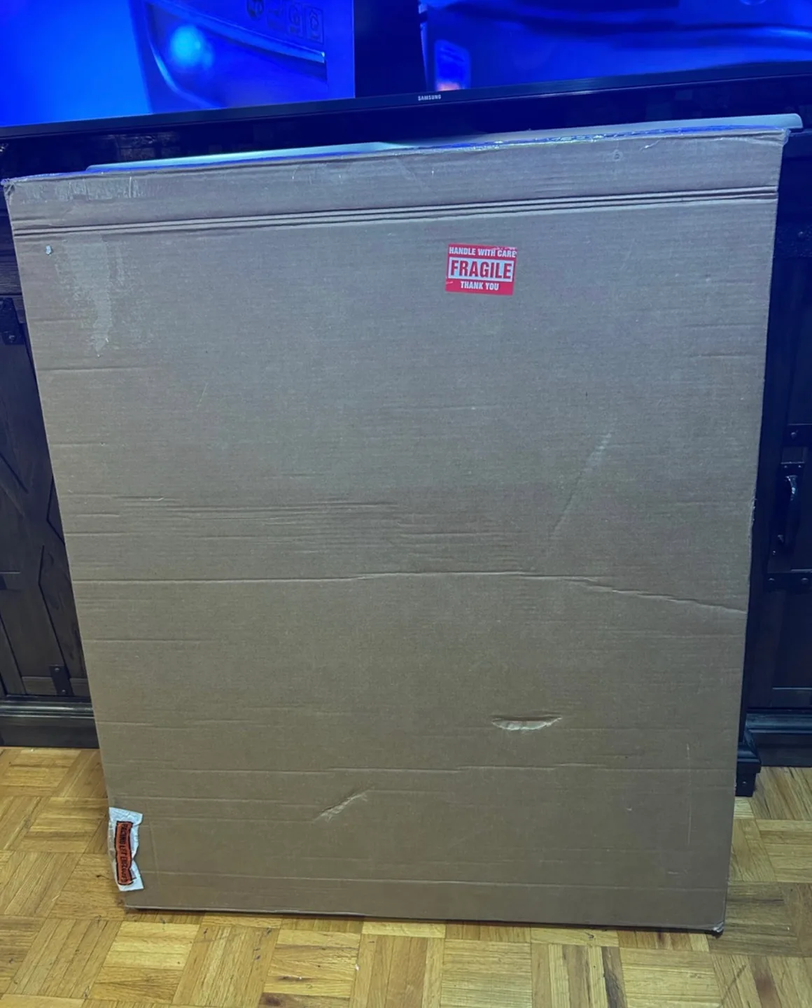 Amanti Art Grand BlackVanity Mirror (34” x 28”) image indicator(4)