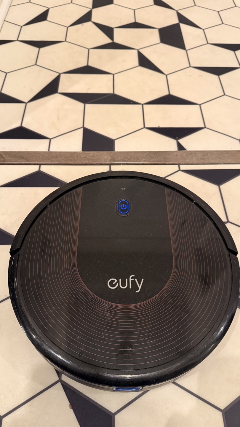 Eufy RoboVac 30C Robot Vacuum Cleaner