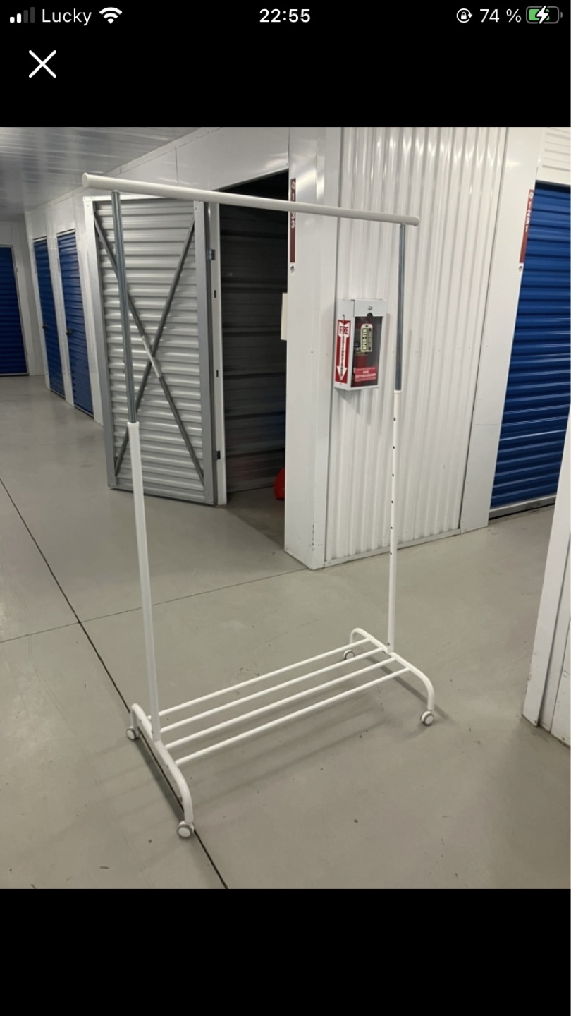 Clothing rack