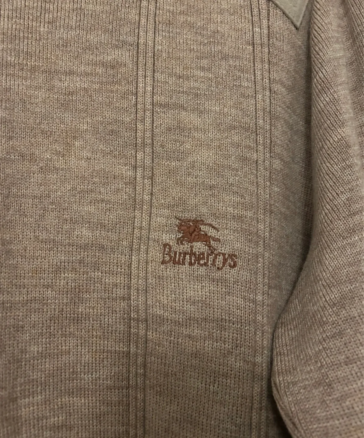 Burberry Wool Sweater image indicator(2)