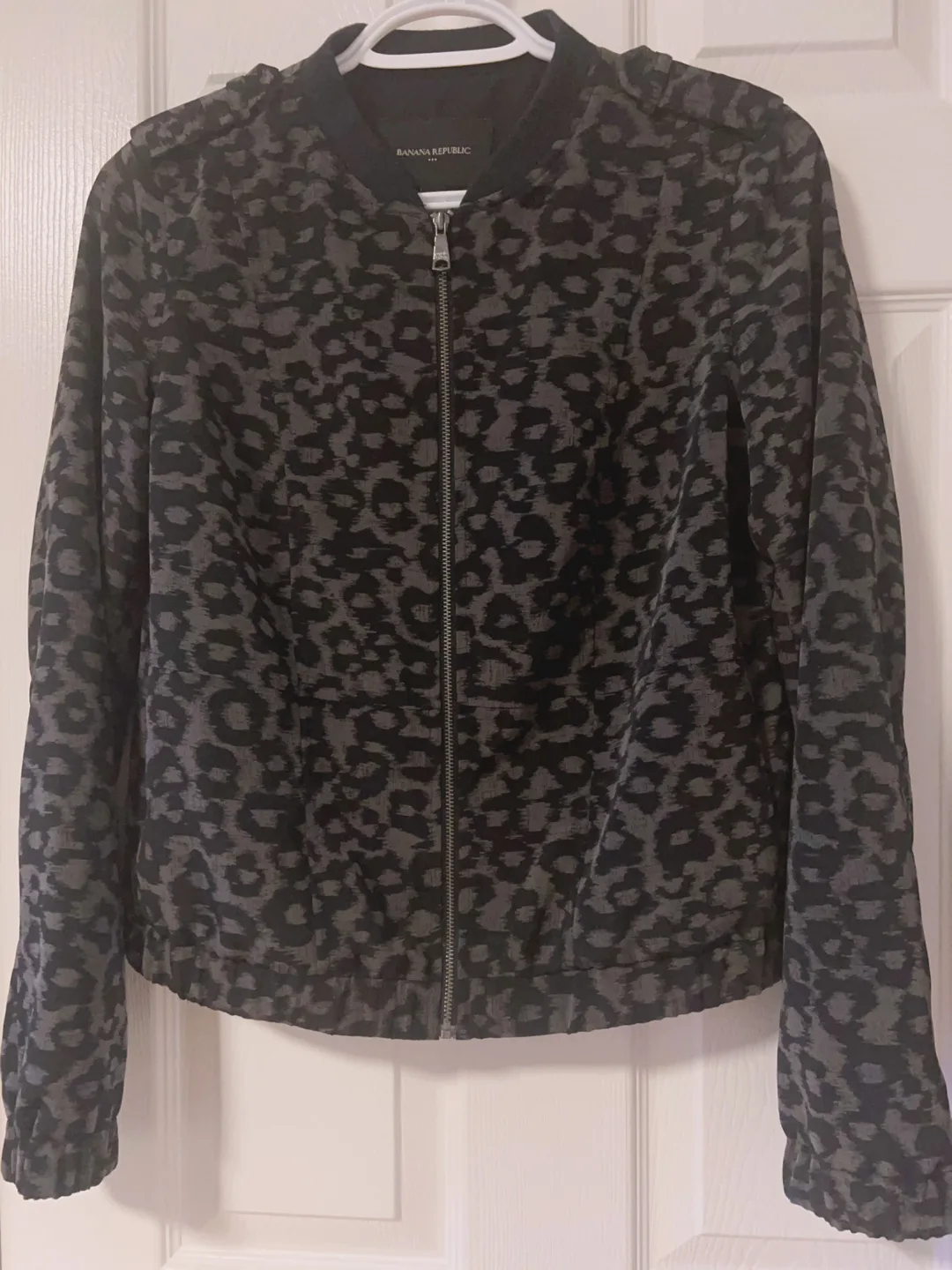 Banana Republic Leopard Print Bomber Jacket - XSP image indicator(2)