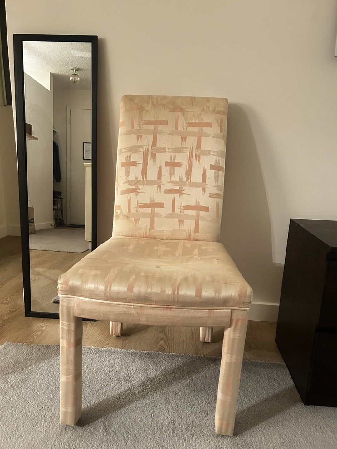 Beige Dining Chairs - photo 2
