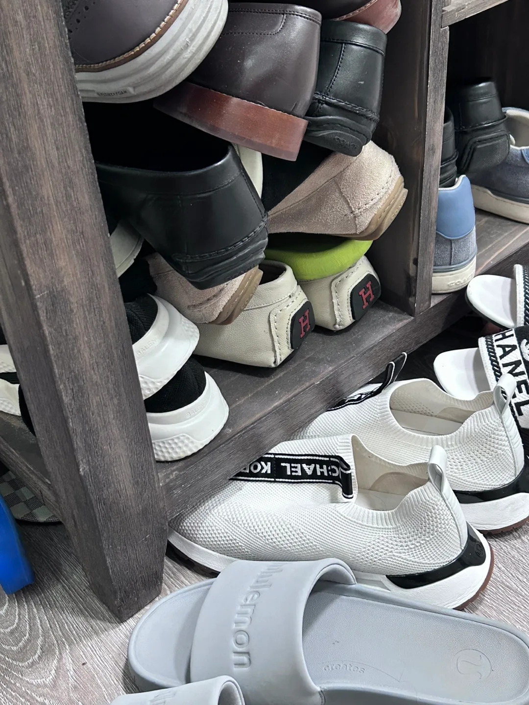 🍋REG $3k Upscale Santa Fe Solid Wood Sofa Table w storage image indicator(9)