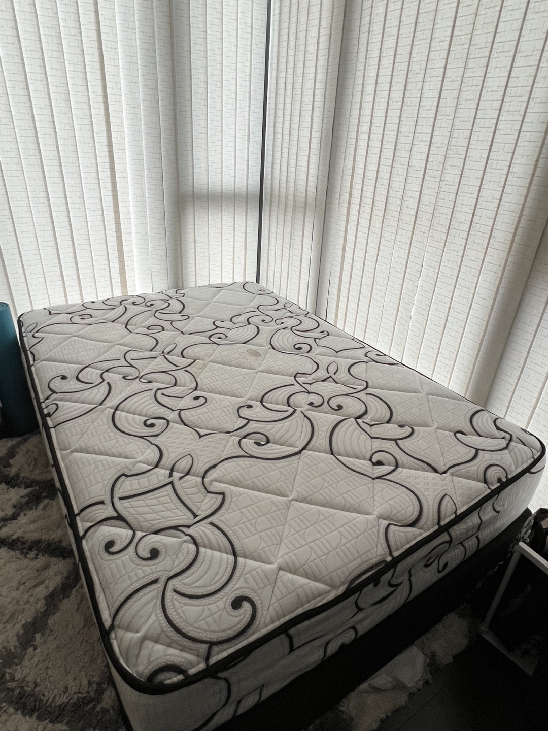 Queen Mattress & Boxspring Set - Beautyrest by Simmons - photo 4