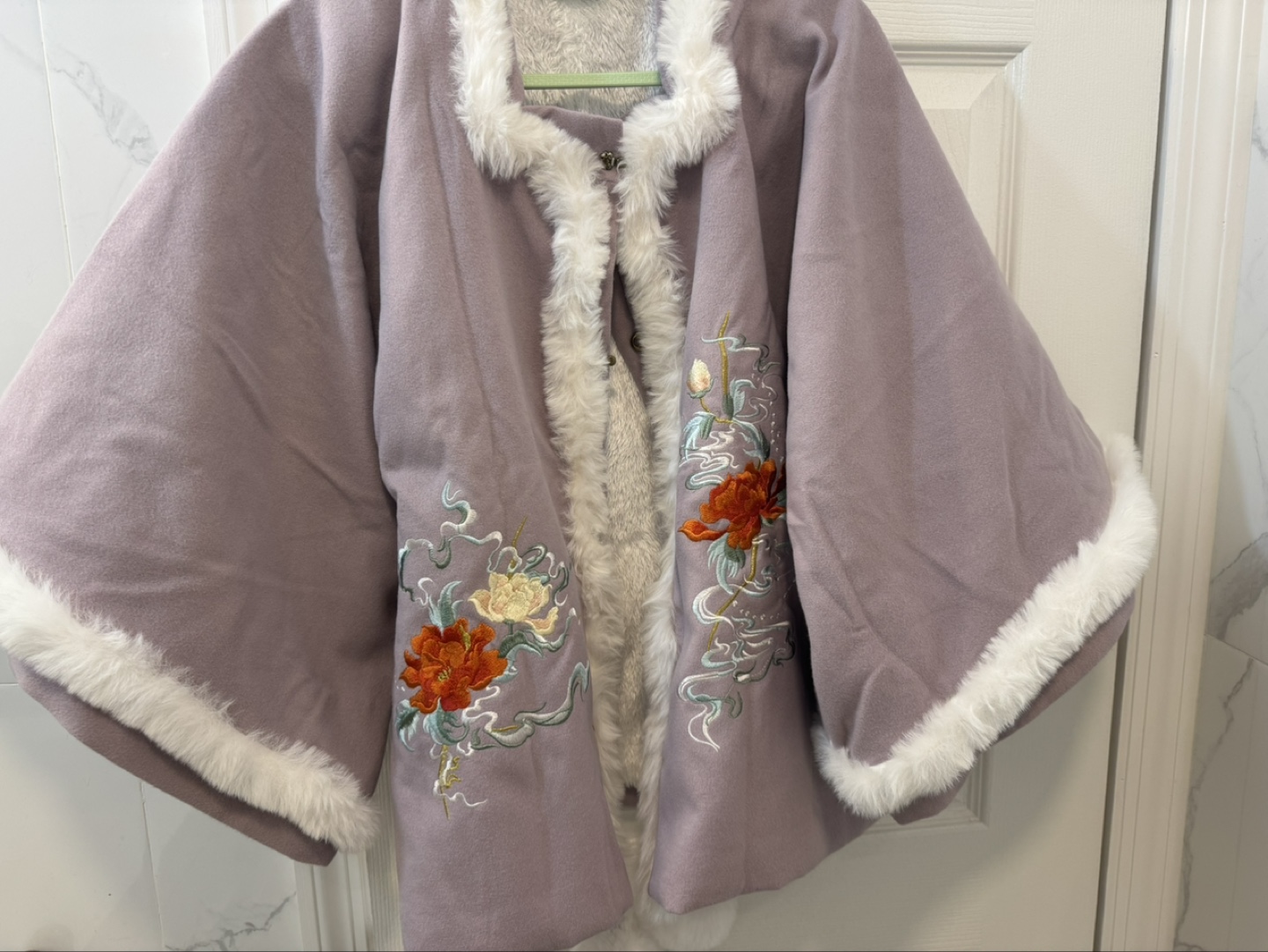 Lilac embroidered Chinese style jacket