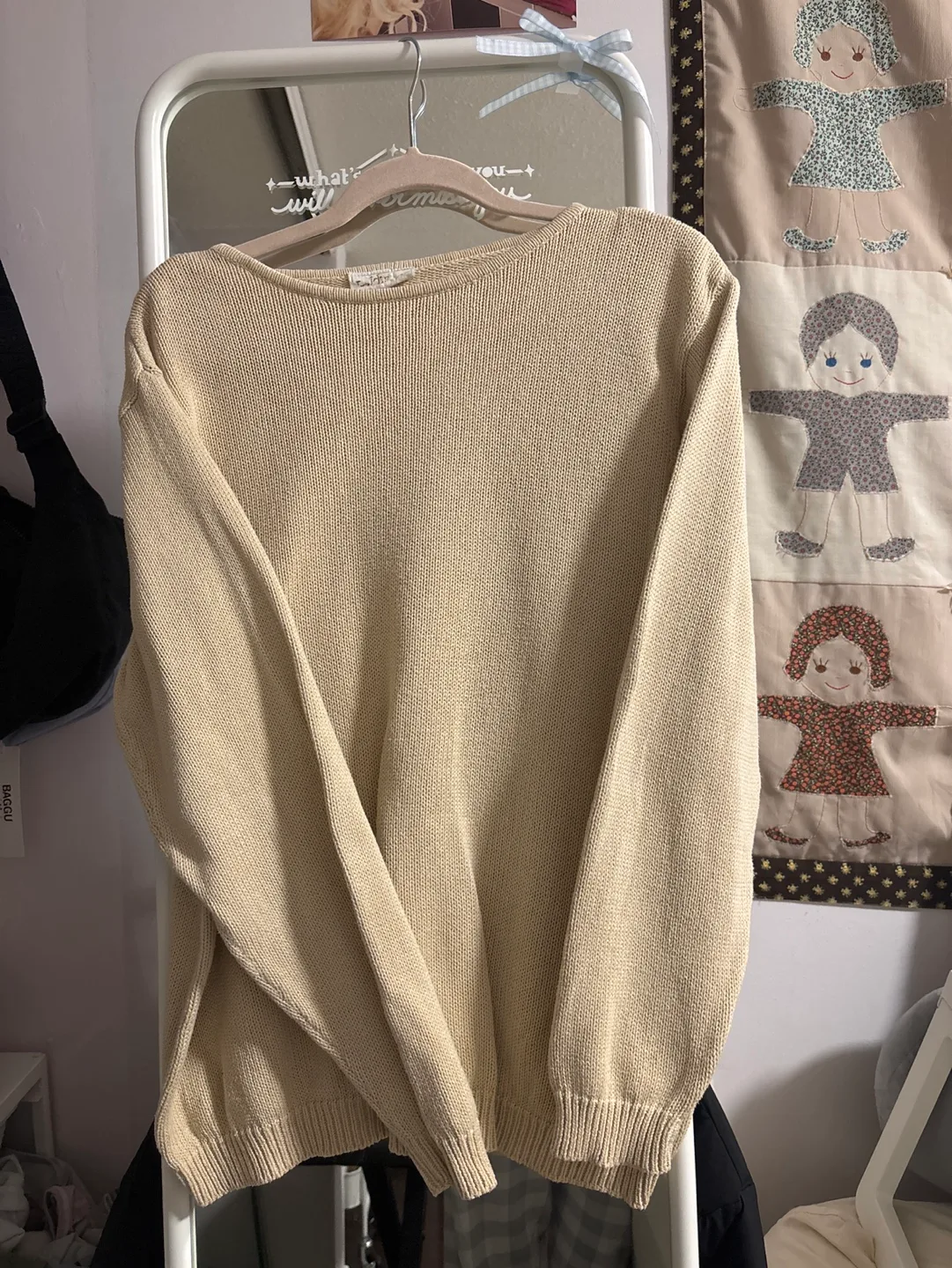 Cream-coloured Knit Sweater thumbnail