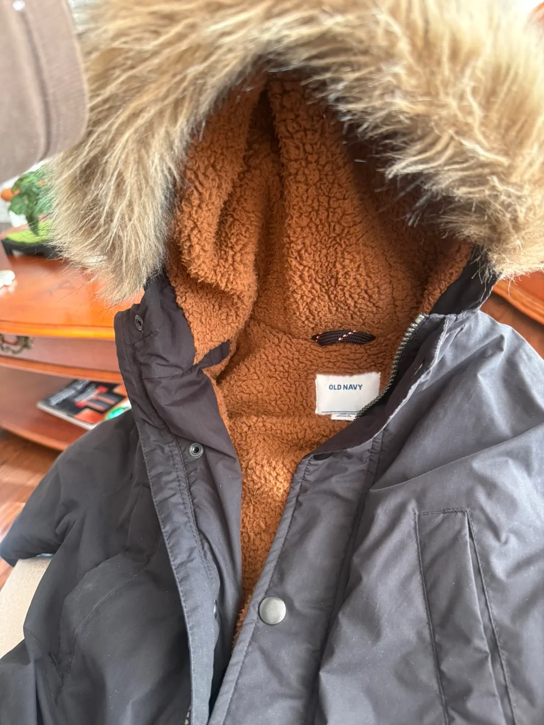 Old navy quilted puffer jacket Black in good condition image indicator(3)