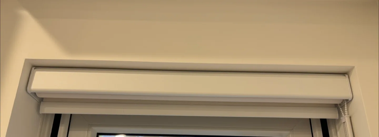 White Roller blind thumbnail