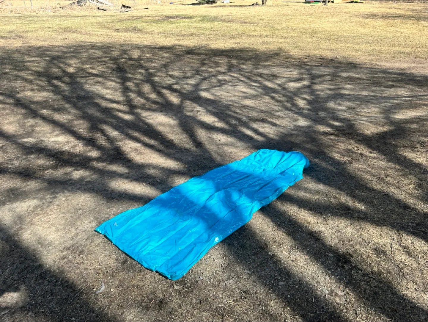 Blue Inflatable Pool Float image indicator(2)