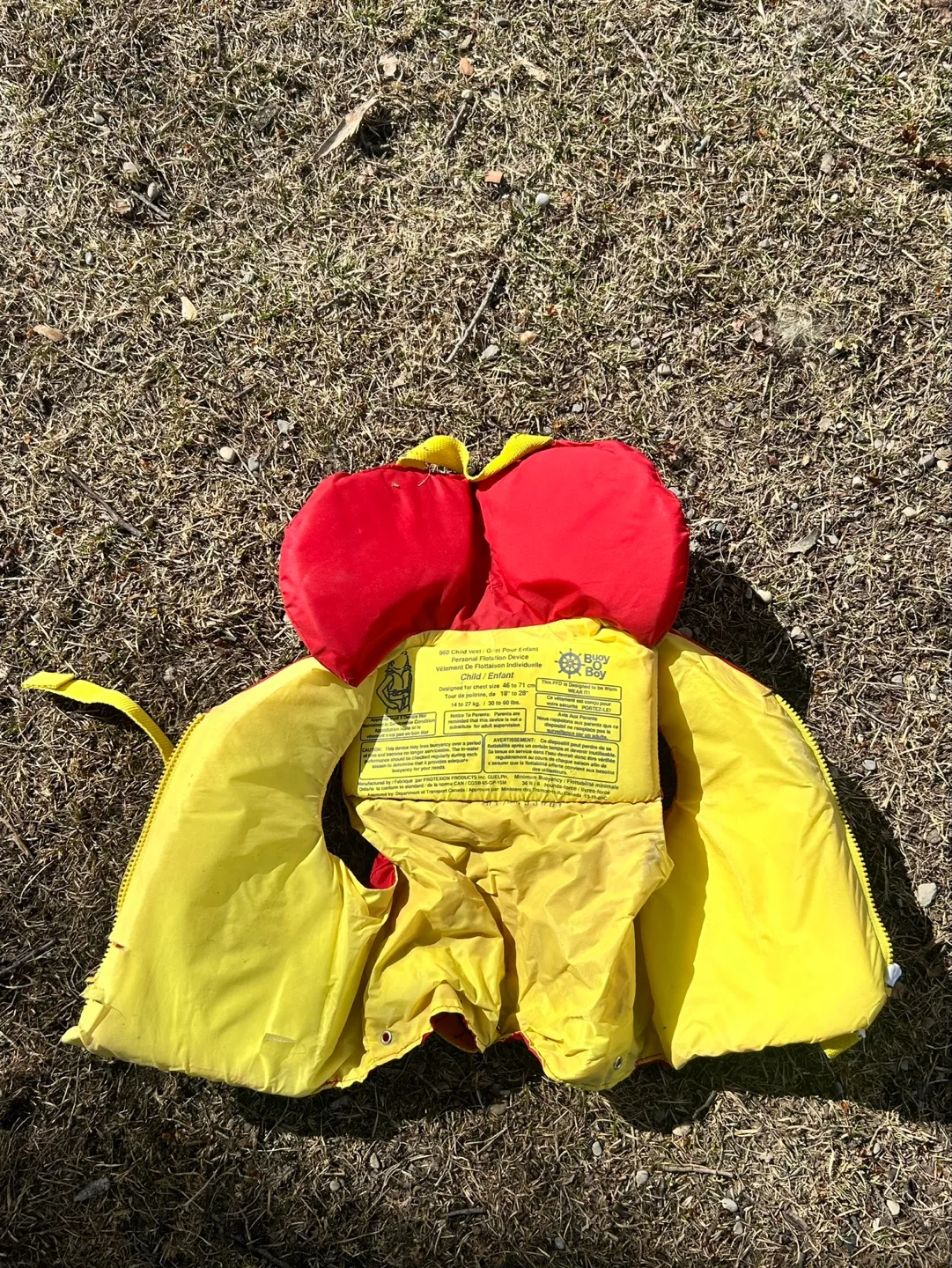Child's Life Jacket - Red and Yellow image indicator(2)