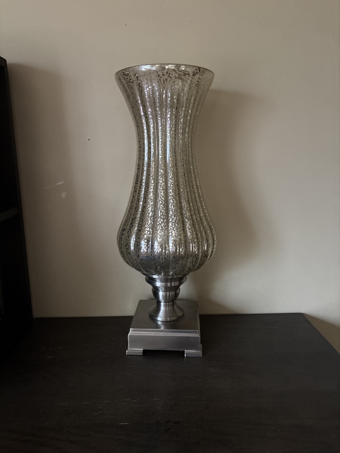 Elegant Glass Table Lamp with Metal Base