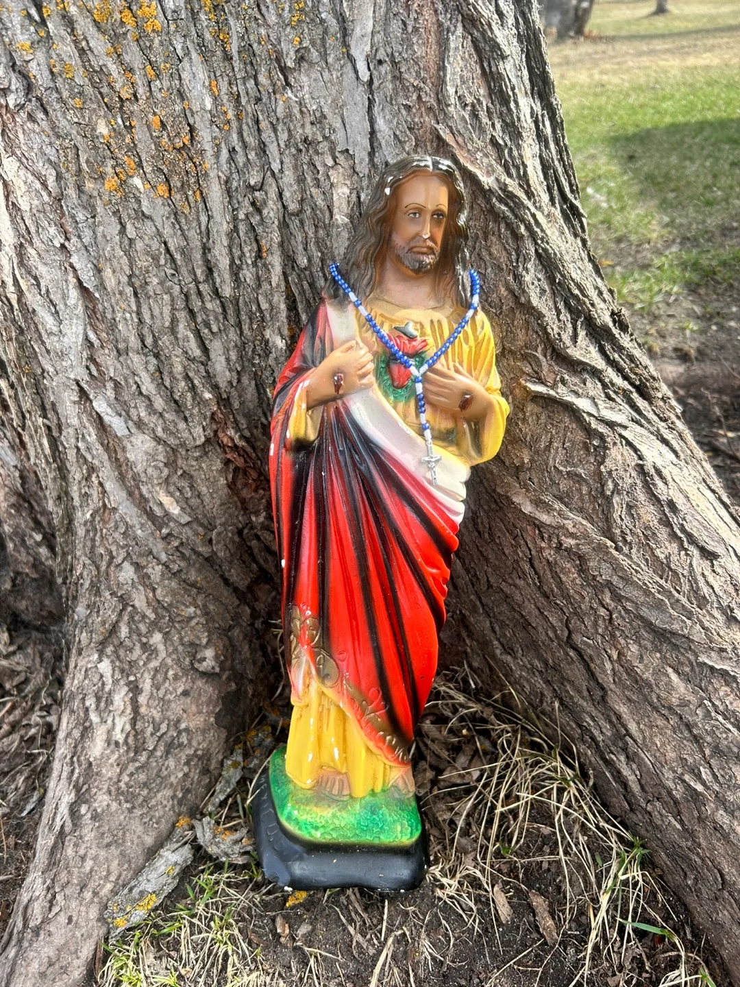 Sacred Heart of Jesus Statue thumbnail