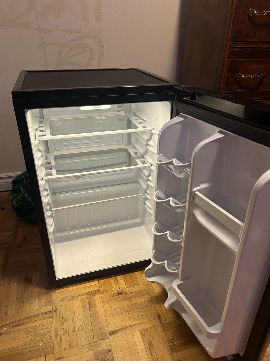 Danby Compact Refrigerator - Stainless Steel - photo 2