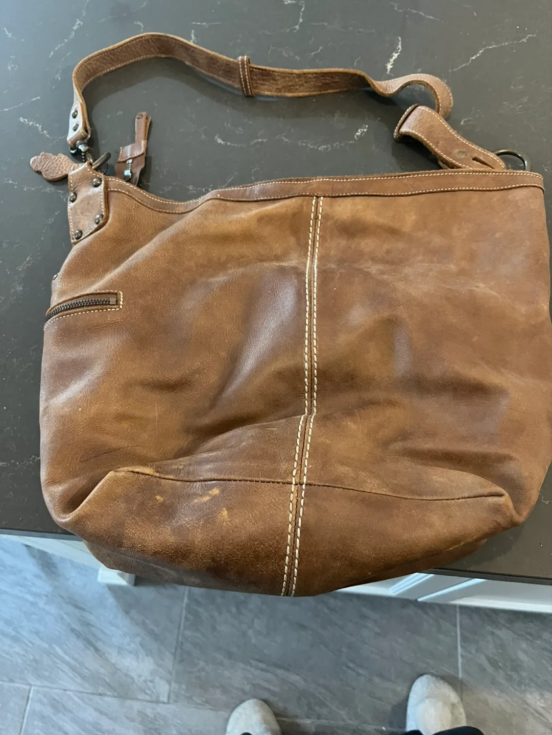 Roots Genuine Leather Cross Body  Bag image indicator(2)