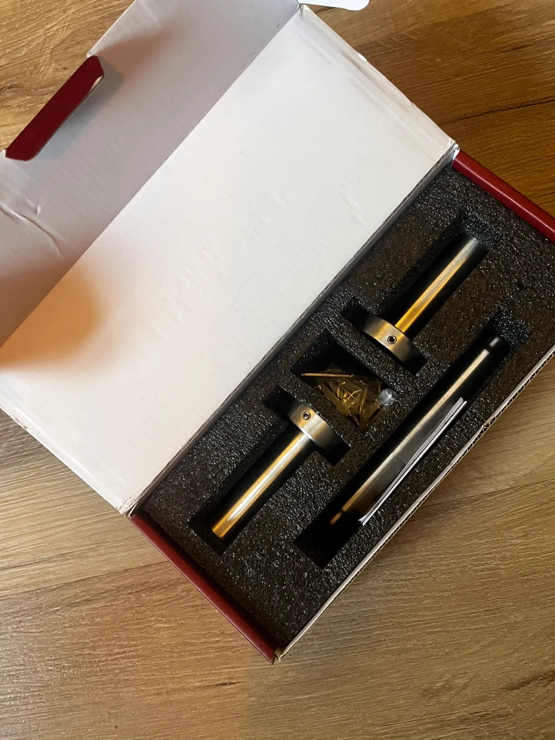 MarmoLux Stainless Steel Toilet Paper Holder image indicator(6)