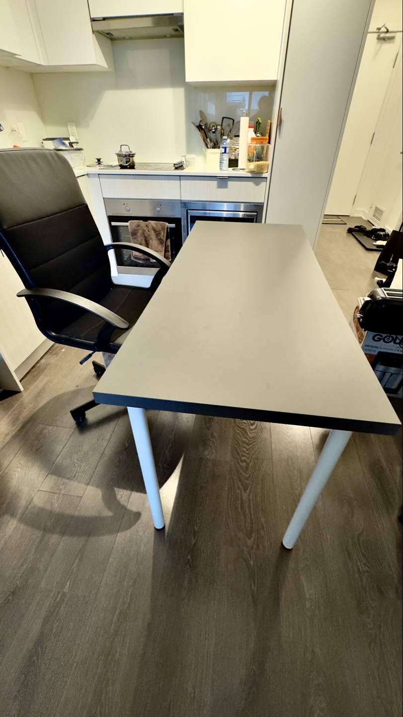 IKEA Renberget Office Chair & Table - photo 5