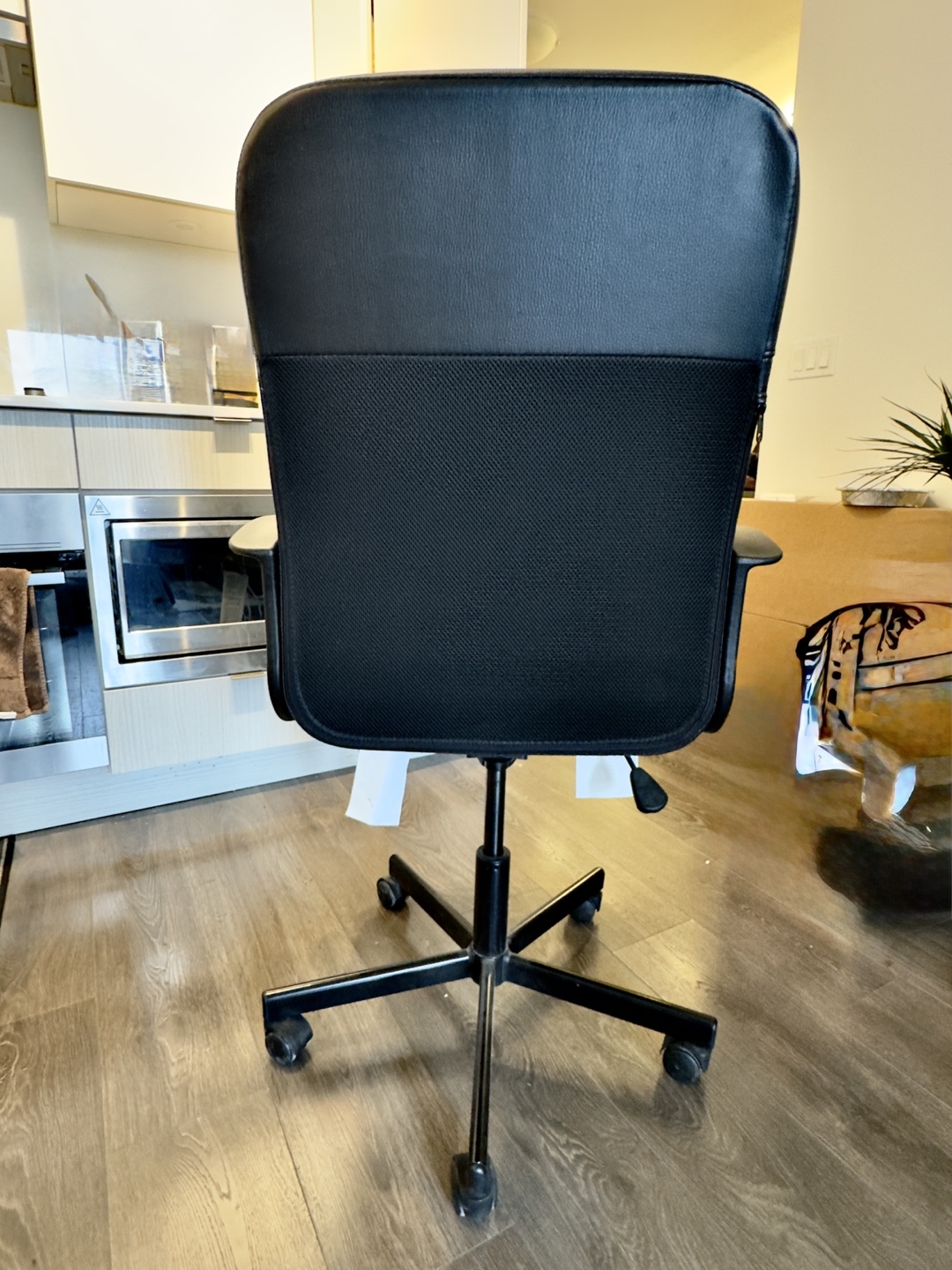 IKEA Renberget Office Chair & Table - photo 3
