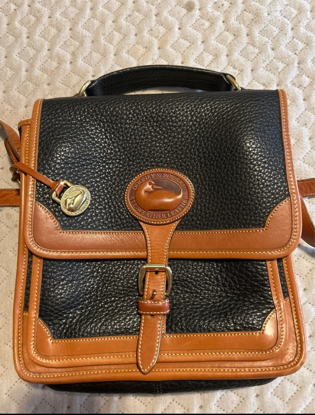 Dooney & Bourke Leather Crossbody Bag thumbnail