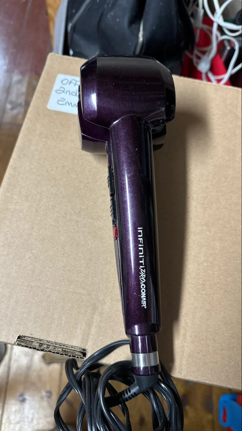 Infiniti Pro by Conair Auto Curler image indicator(2)