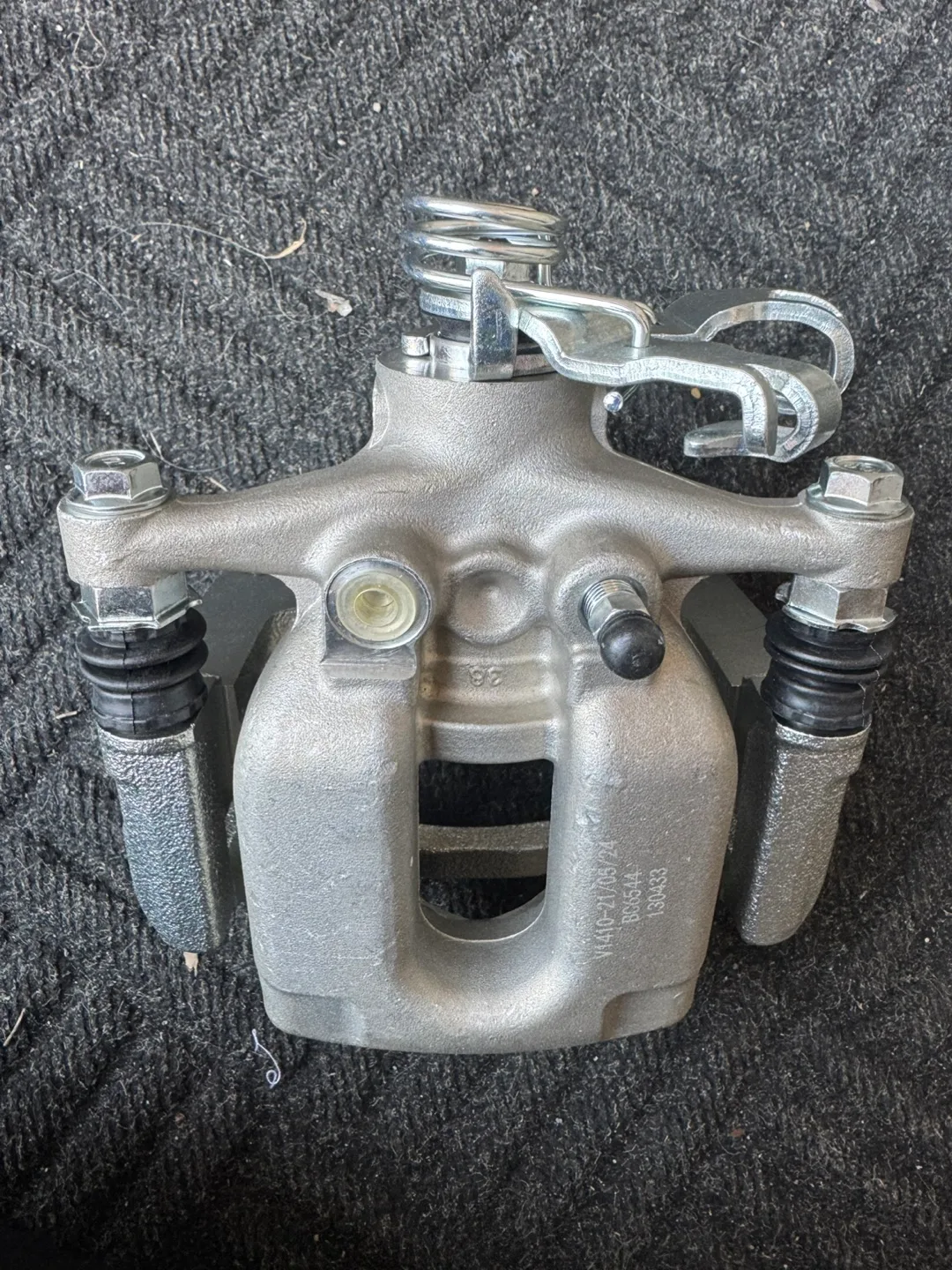 Used Rear Disc Brake Caliper image indicator(5)