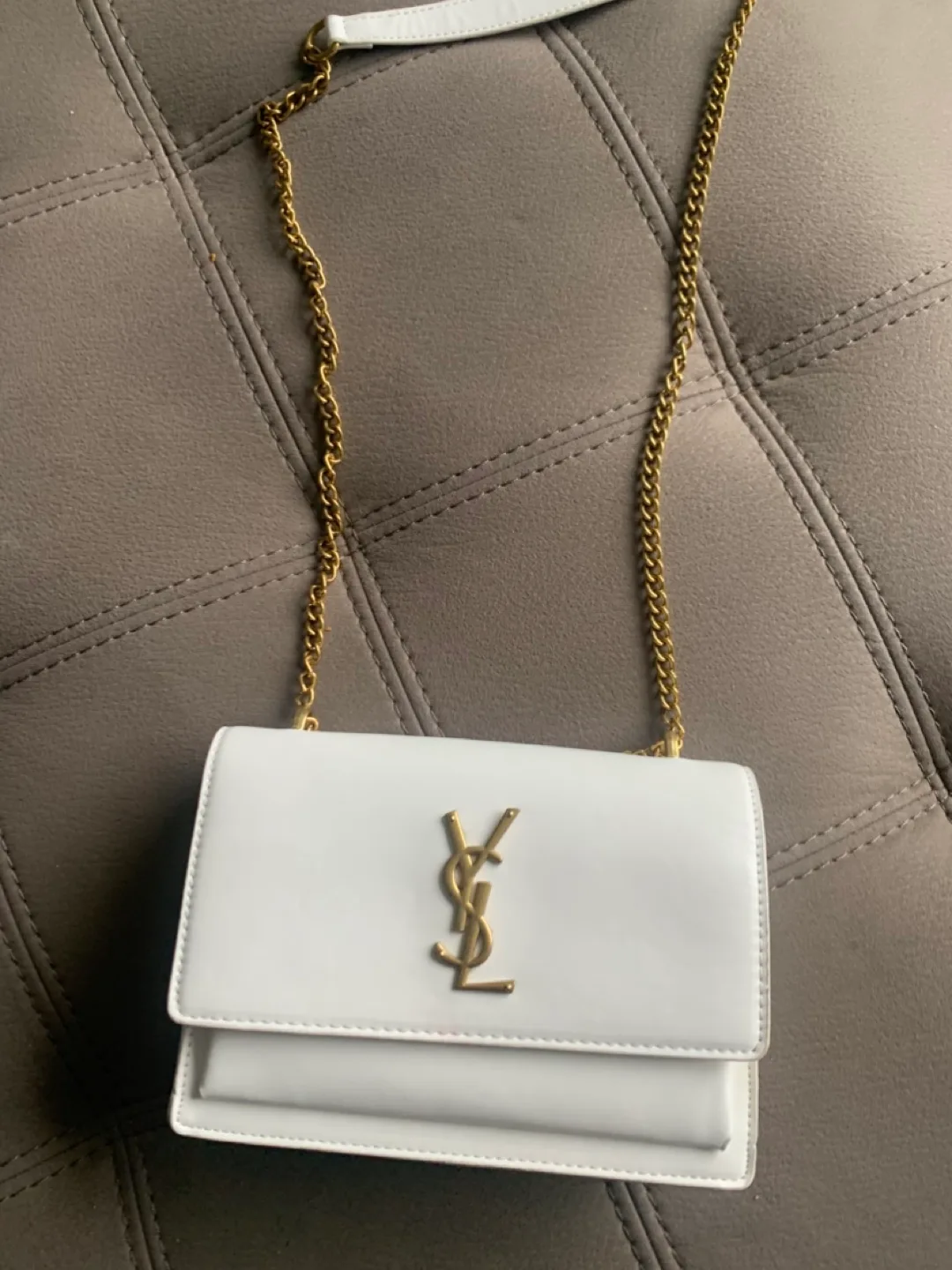 White Crossbody Bag image indicator(3)