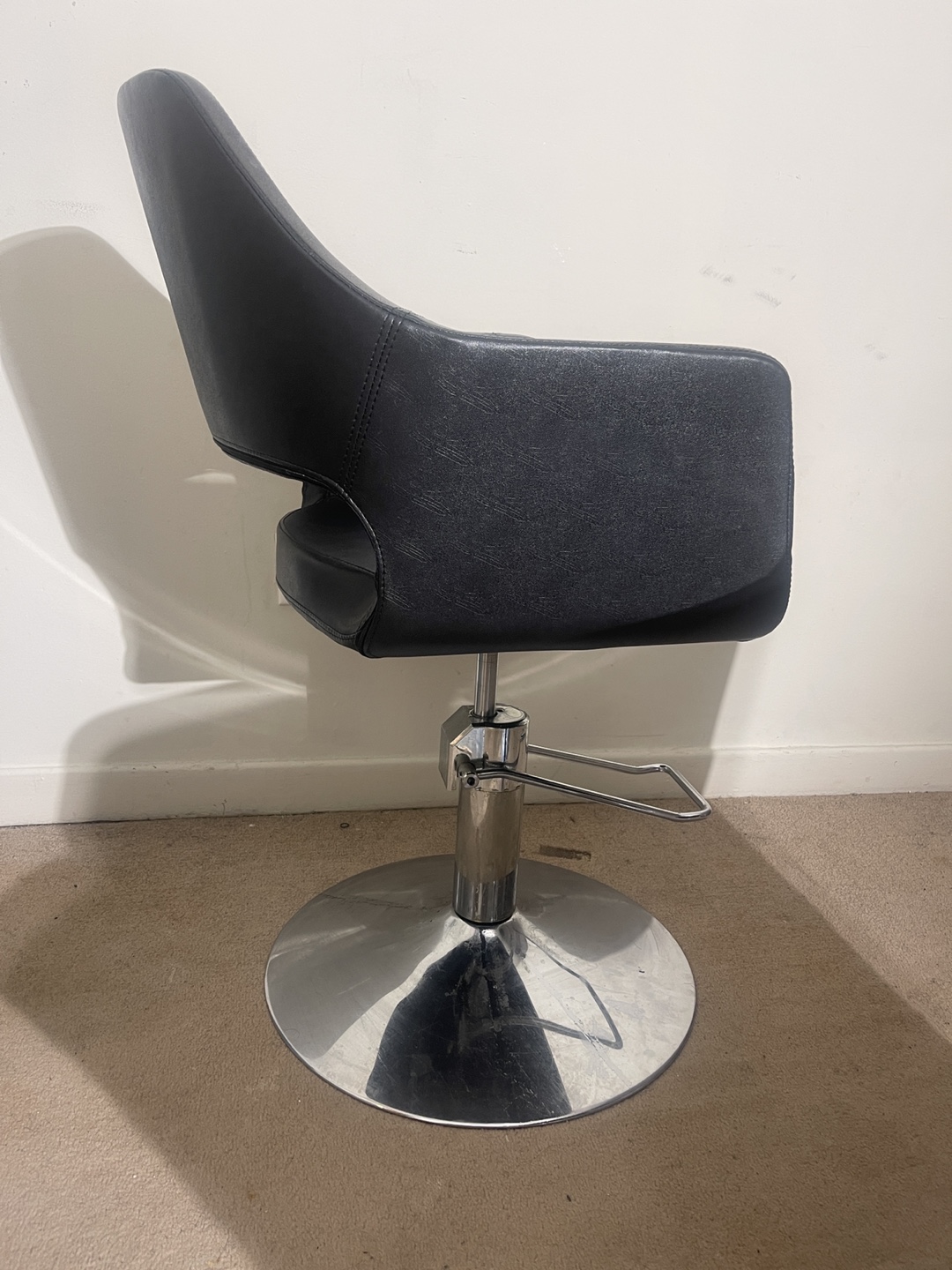 Black Hydraulic Salon Styling Chair - photo 3