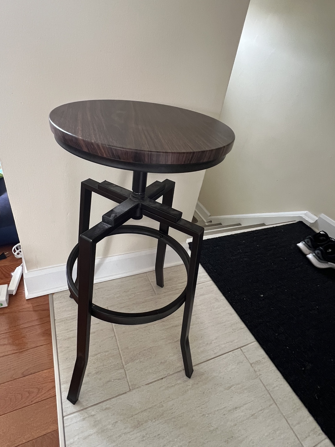 Adjustable Height Bar Stool