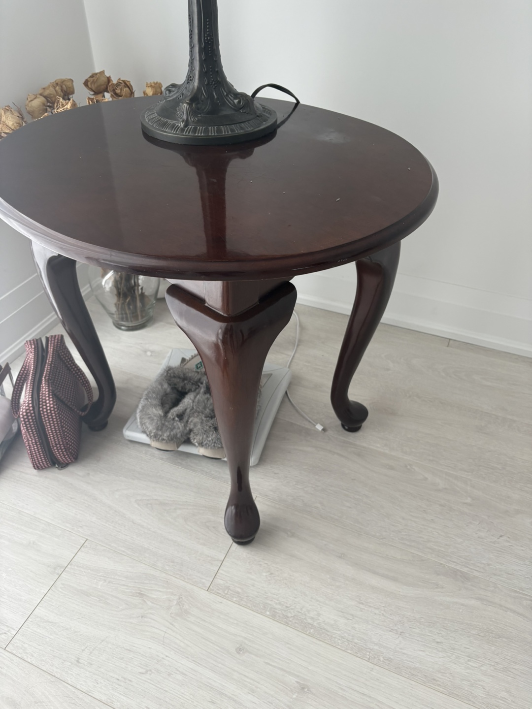 Oval Wood Coffee Table with Turned Legs 3 items - photo 2
