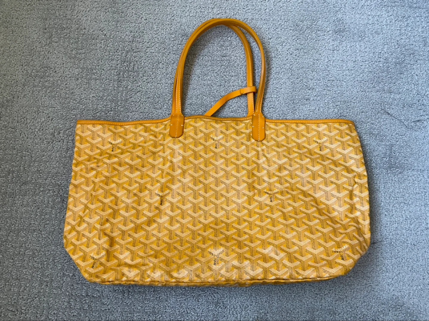 St. Artois PM Yellow Tote Bag and Pouch Set thumbnail