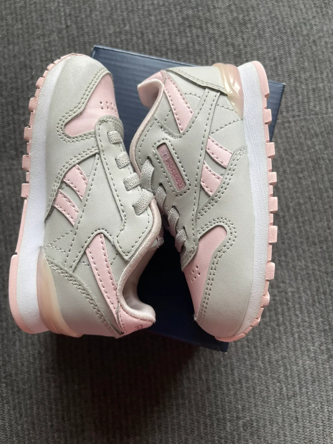 Infant Reebok Classic Leather Sneakers - Size 7 image indicator(3)