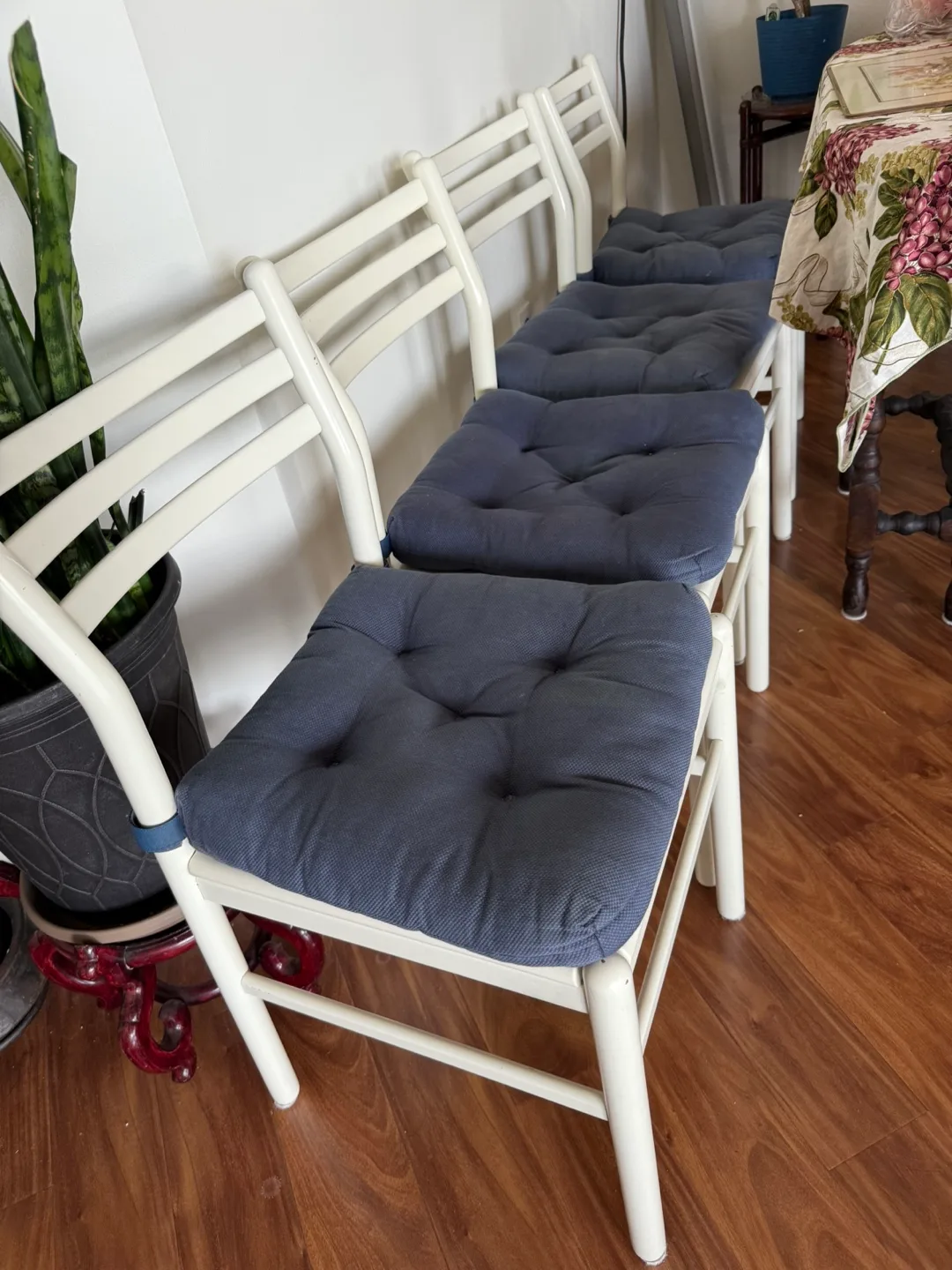 4 white wood dining chairs, comes with chair pads image indicator(2)