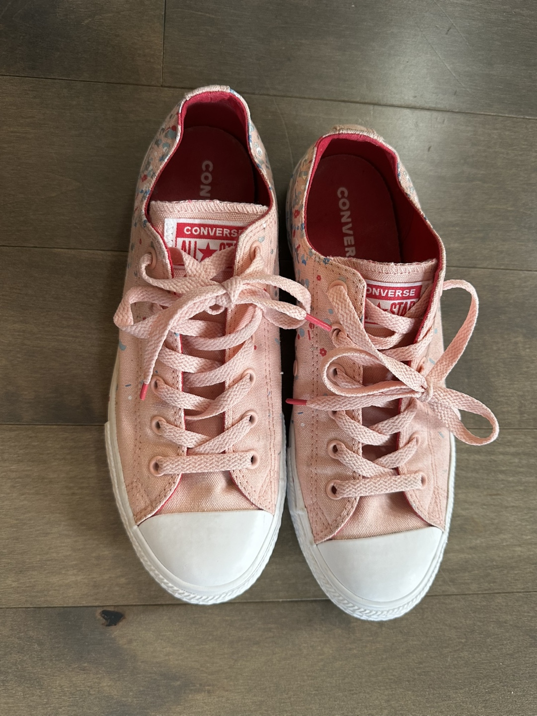 Pink Converse size Junior 5.5