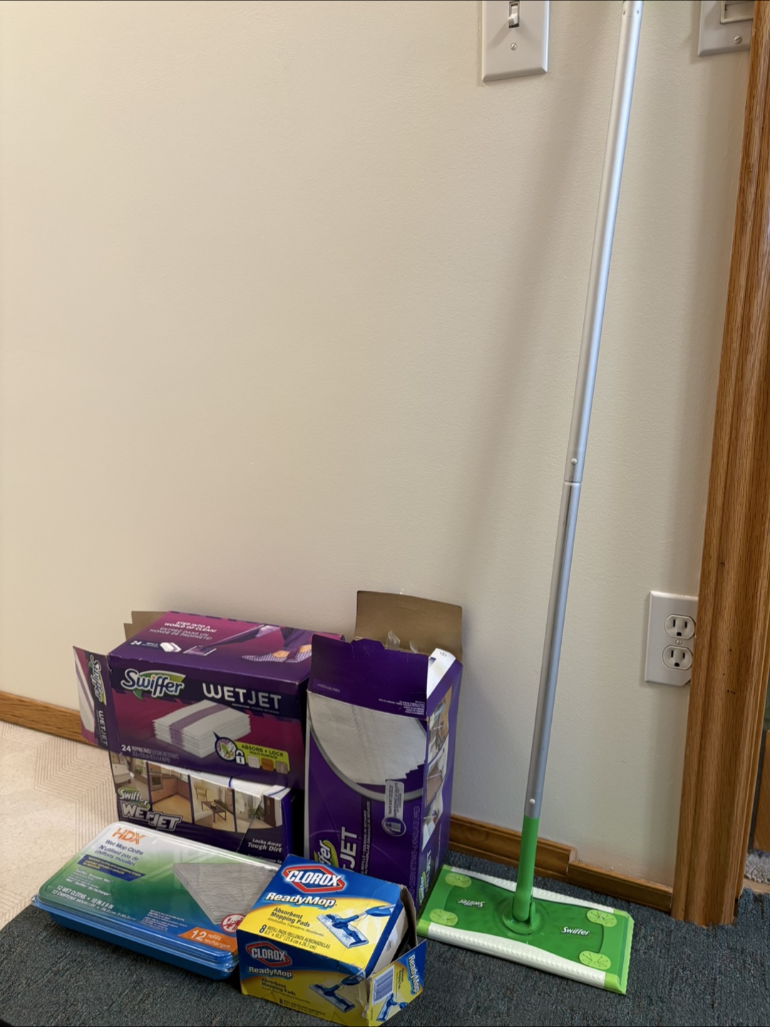 Swiffer WetJet Cleaning Supplies Bundle - photo 2