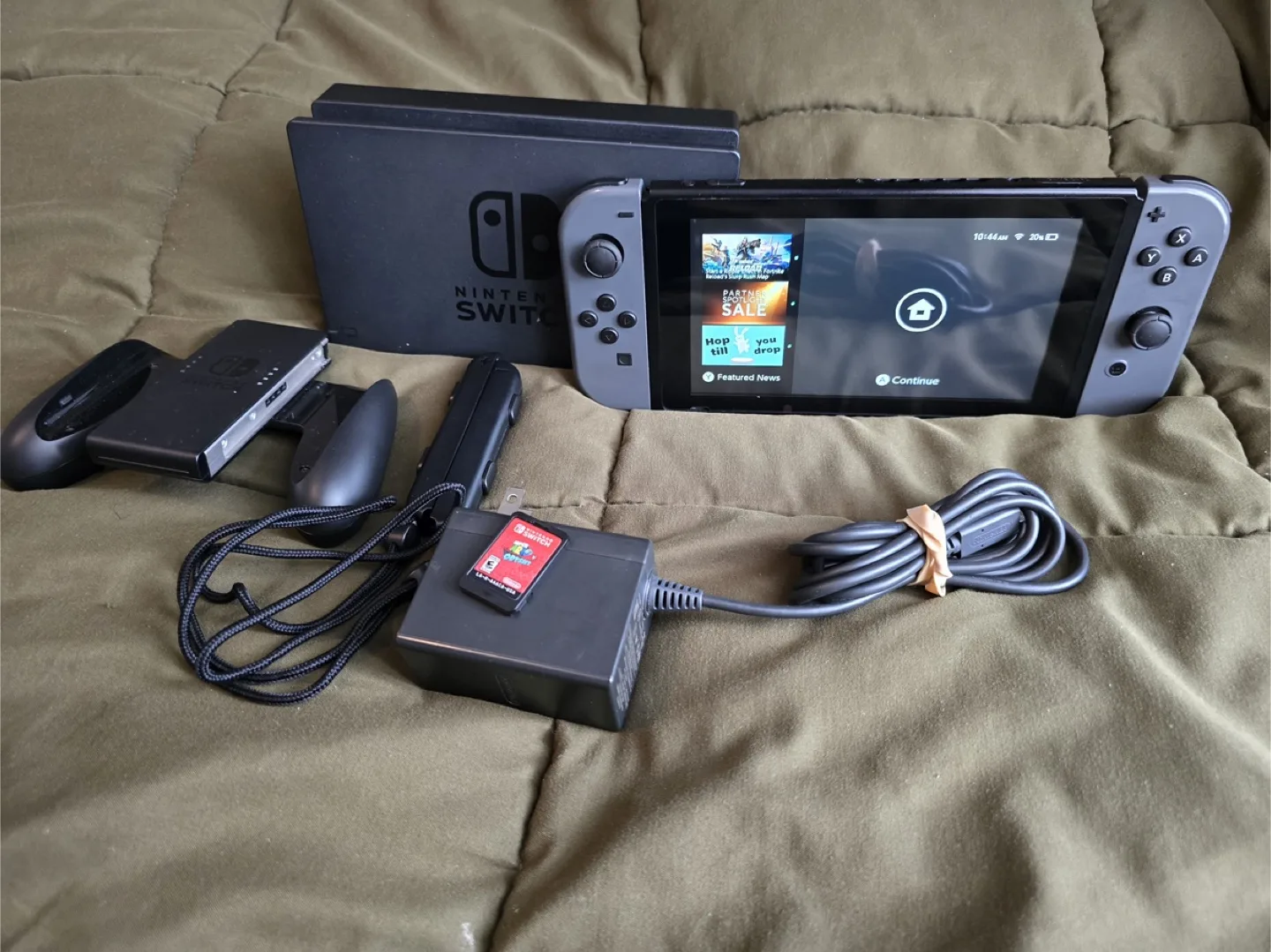 Nintendo Switch Console with Accessories image indicator(2)