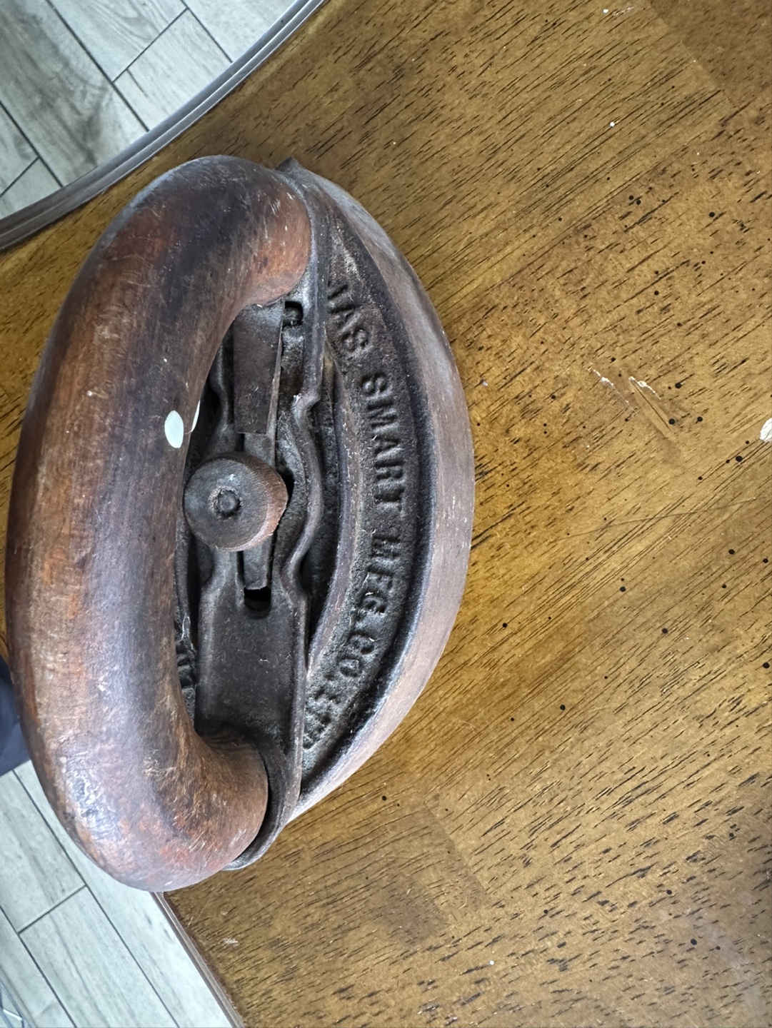 Antique Brockville Sad Iron - photo 3