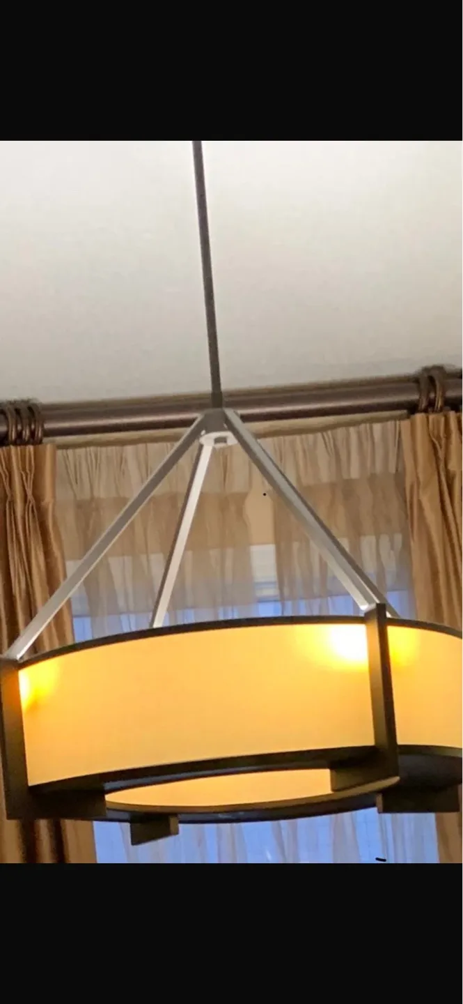 Modern Farmhouse Chandelier thumbnail