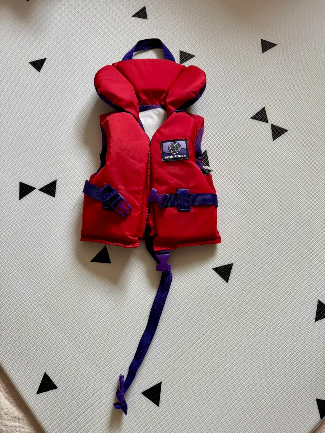 Kids' Red and Purple Life Jacket image indicator(2)
