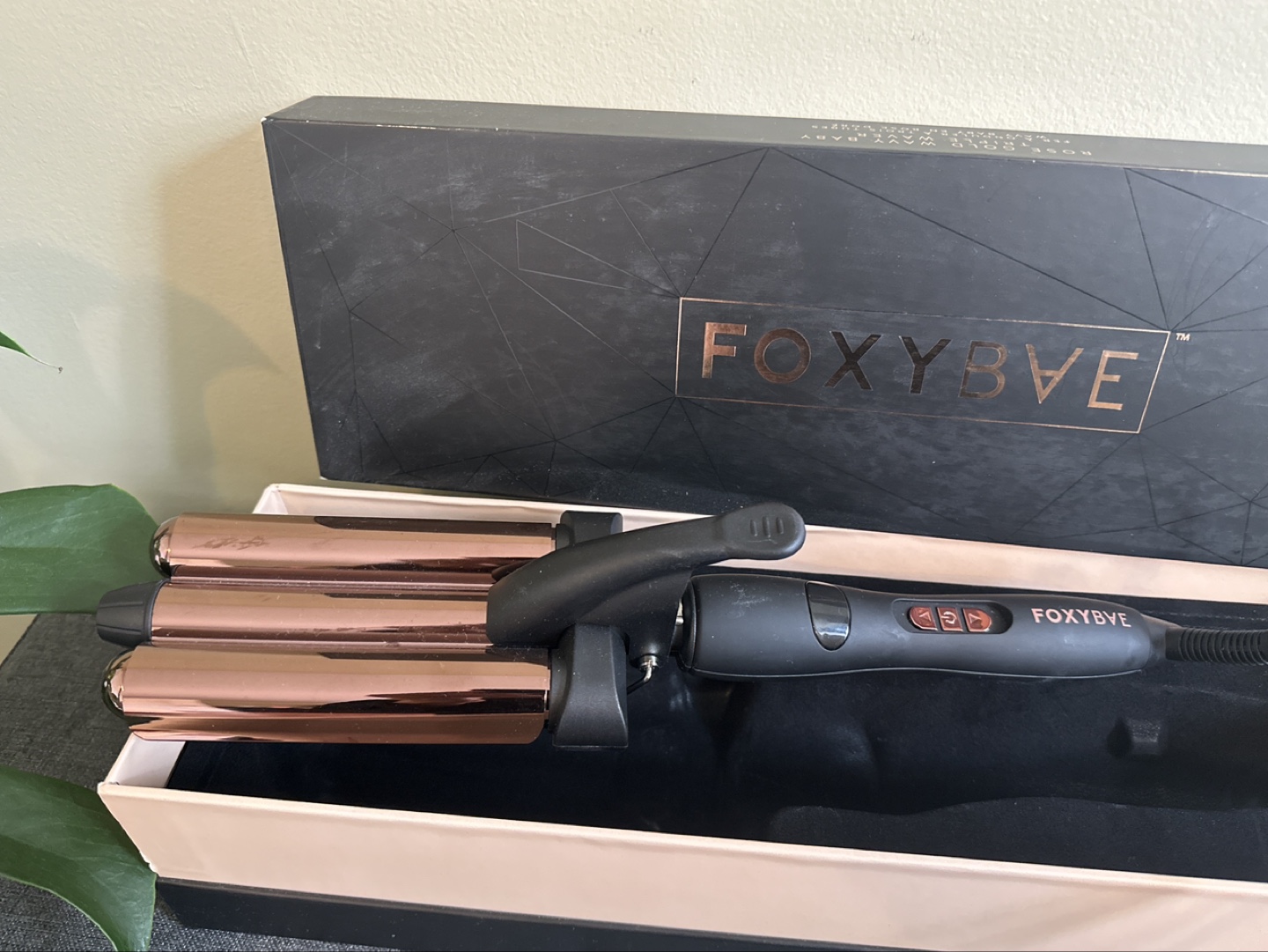 Foxybae Rose Gold Wavy Baby Triple Waver